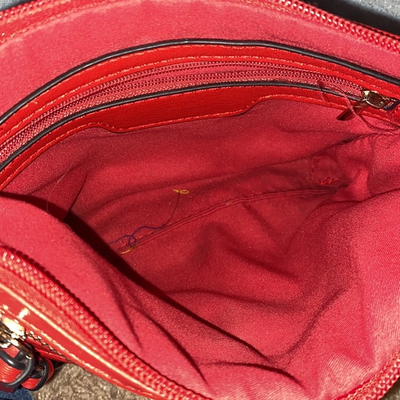 RED Multifunctional Cross Body Bag - Picture 3 of 5